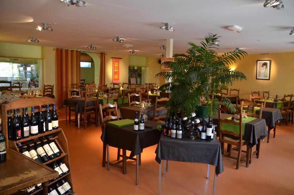 Hotel De France Le Bessat Eksteriør billede